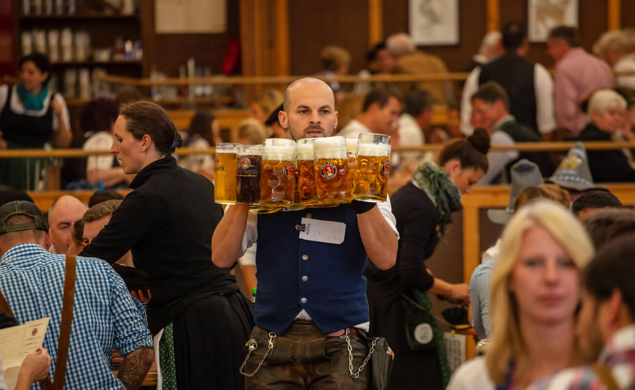 What is an Oktoberfest Waiter Called in German