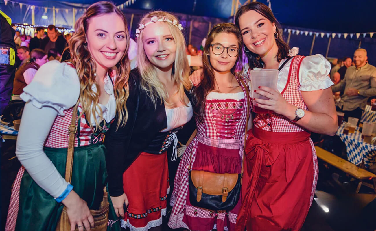 The Vibrant Atmosphere of Parisian Oktoberfest Festivities